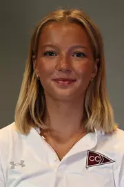 Lucy Elvart Headshot