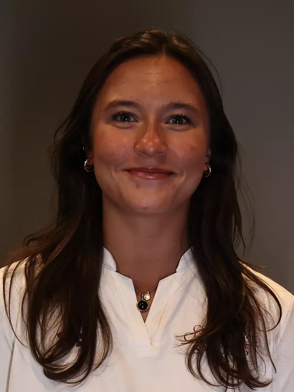 Thalia Mancini Headshot