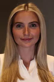 Charlotte King Headshot