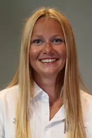 Isabella Shakespeare Headshot