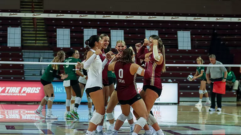 College of Charleston volleyball group huddle