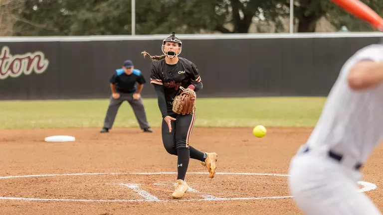 Kendall Thackston pitching