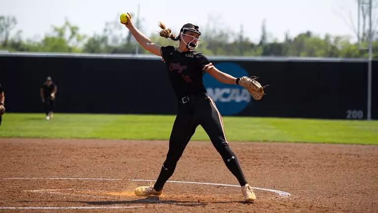 Mackenzie Mathis pitching