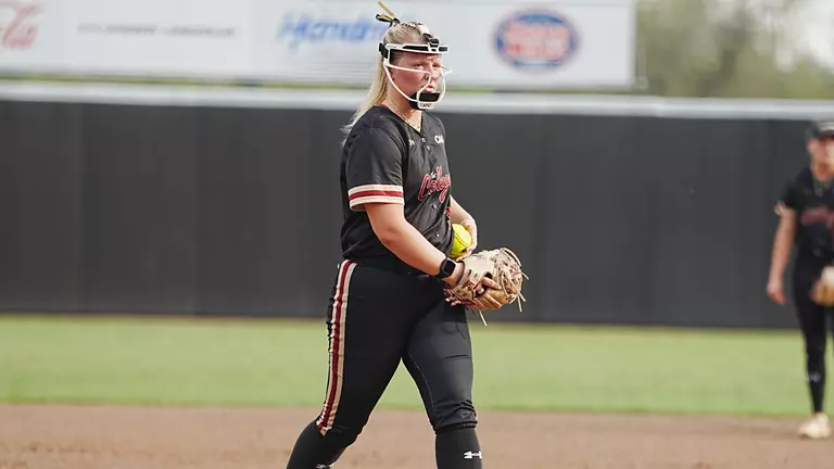Campbell Schaen pitching