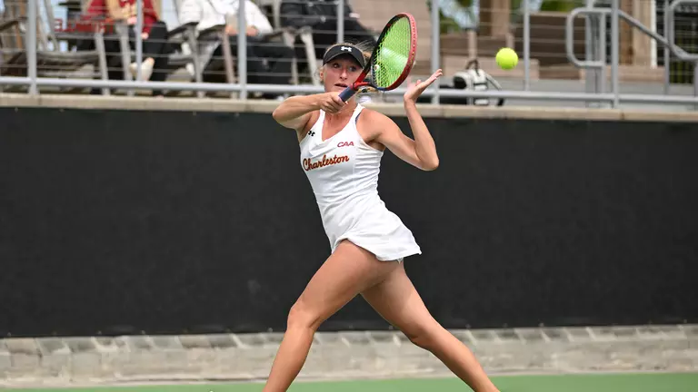 Riley Trinkle returns serve