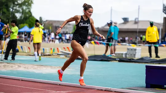 Abby Mogg running