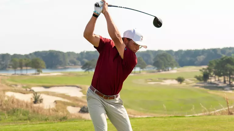 Johan Bredenkamp swings at the teebox