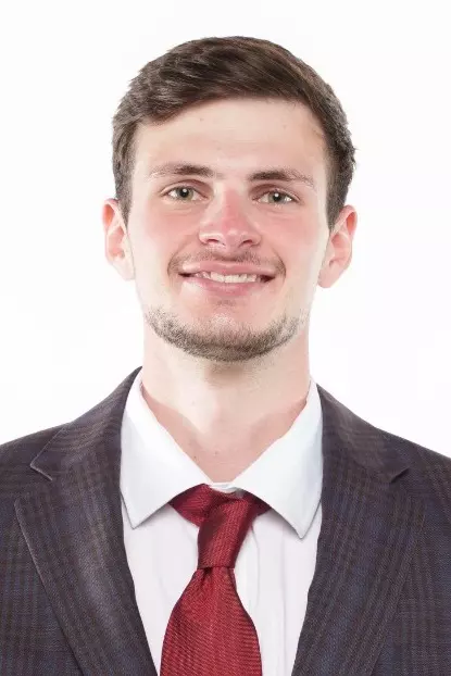 Tyler Fearne Headshot