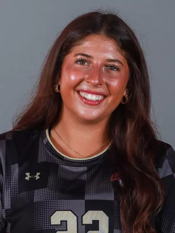 22 - Sienna Petro
