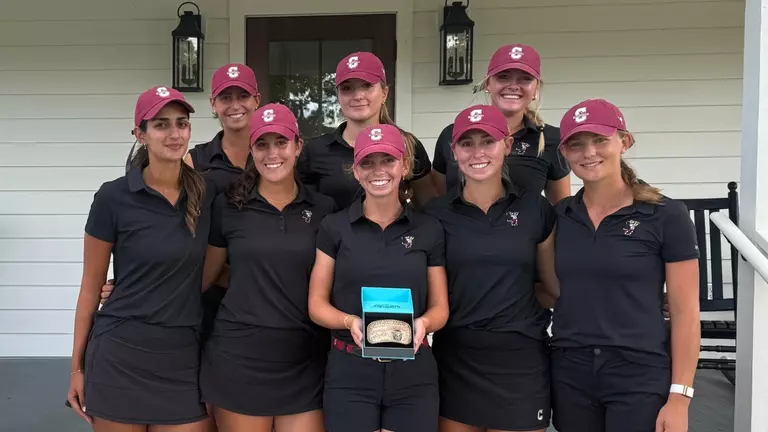 Women's Golf Tot Hill Runnersup