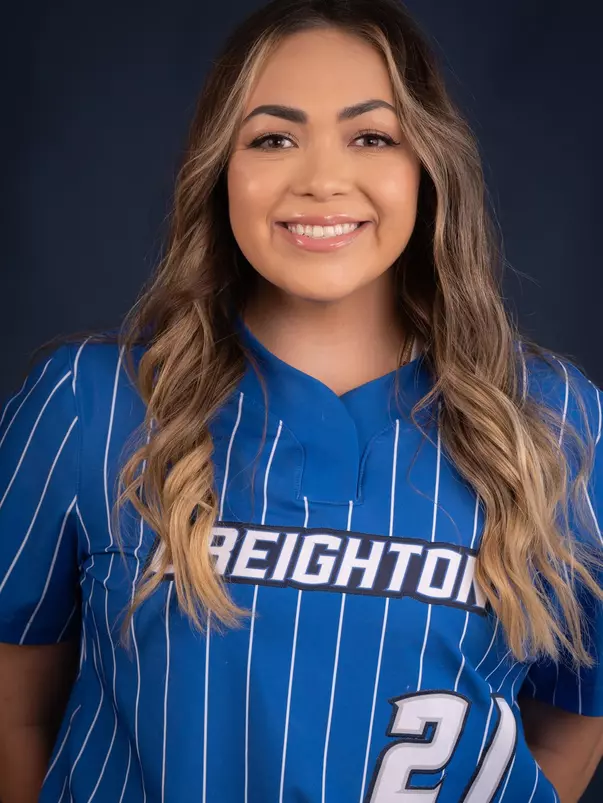 Mikayla_Santa_Cruz_2021