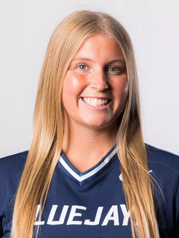 23mug_Madeline_Vejvoda