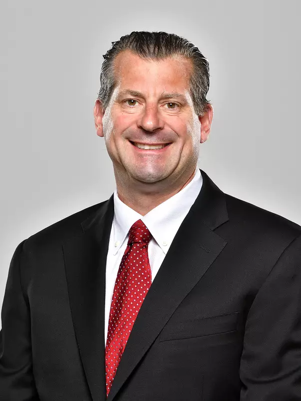 Derek Kellogg headshot