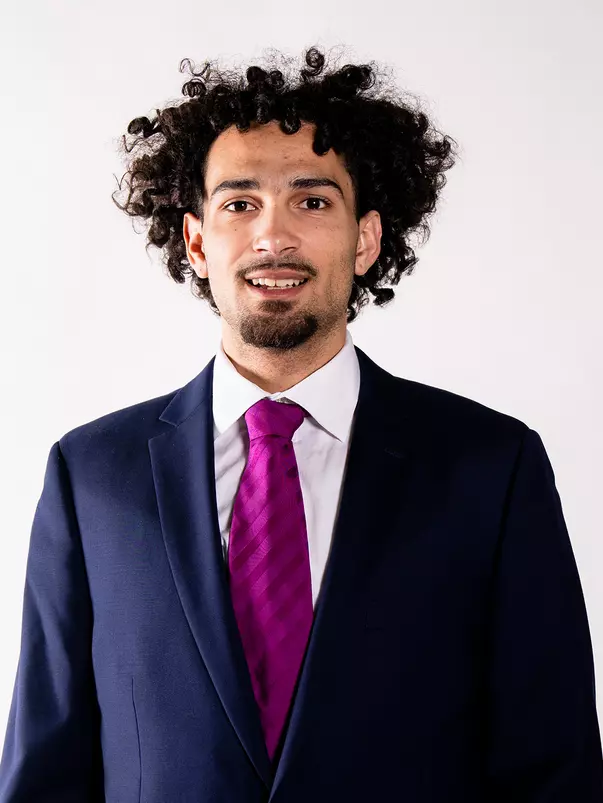 Pop Isaacs Headshot 2024-2025