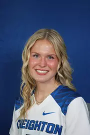 Sienna Lorenz Headshot