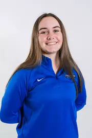 Madeleine Prill- 26 - Head Shot