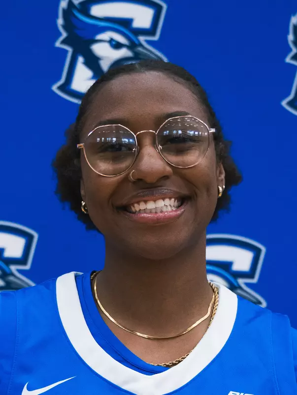 Niamya Holloway