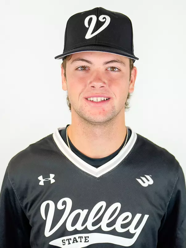 Hayden Hall 2024 Headshot