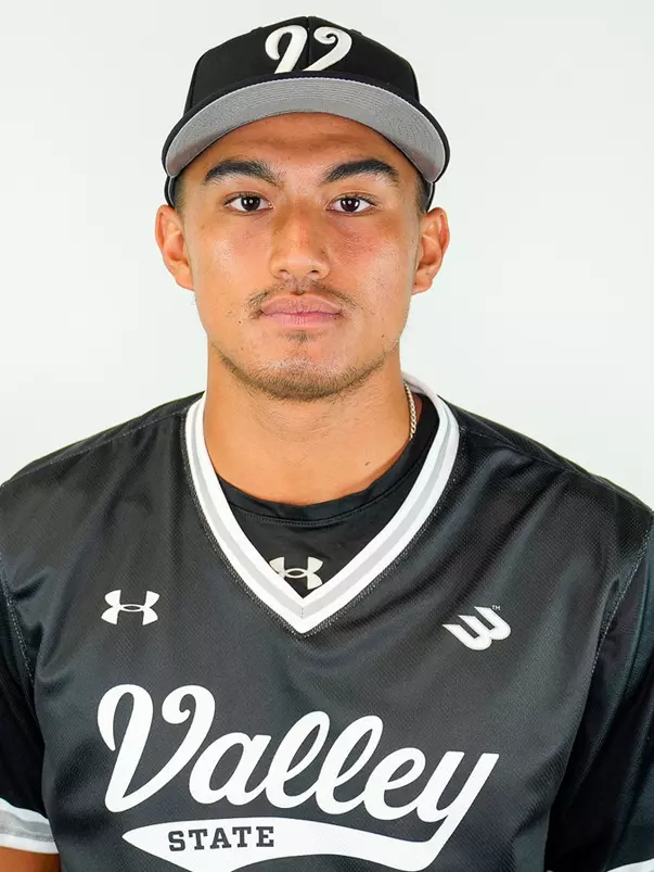 Kenji Pallares 2024 Headshot