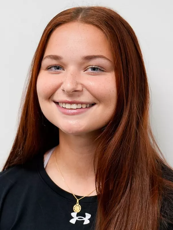 Gonzalez-Hughes_Elena_25