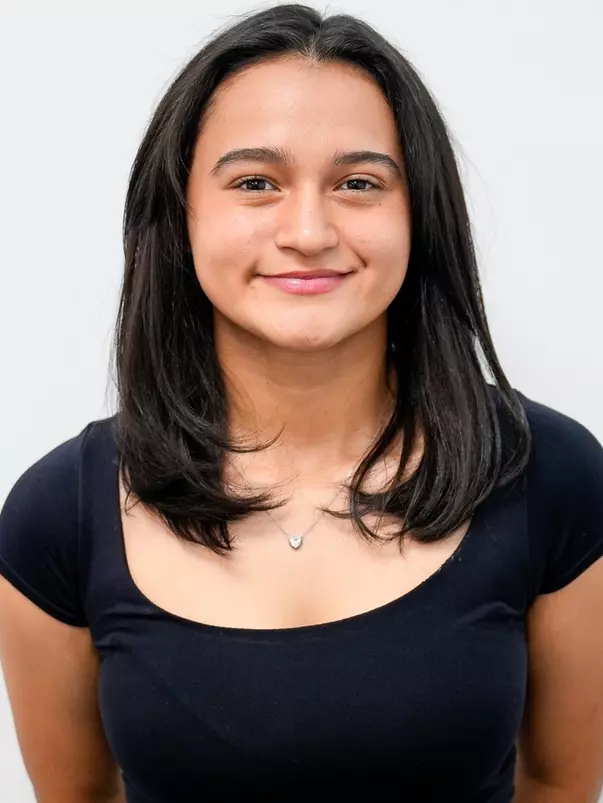 Elvira Escalante Headshot