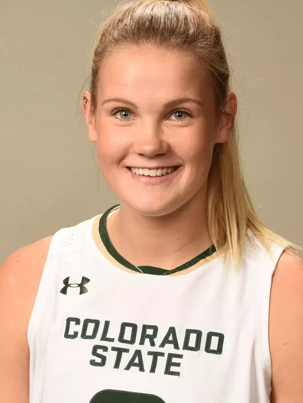 Austgulen_Stine_2017_Womens_Basketball