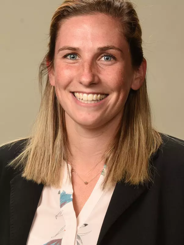 Butkovsky_Brooke_2017_Web_Womens_Basketball