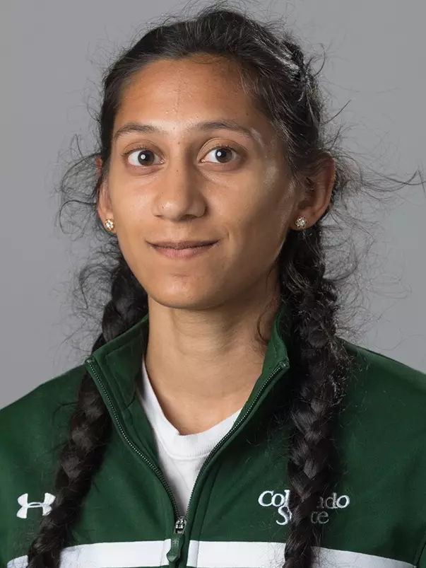 Tarah Vijayasarathy - 2016 Head Shot