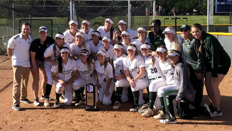 Rams clinch MW title after Ruiz homers late