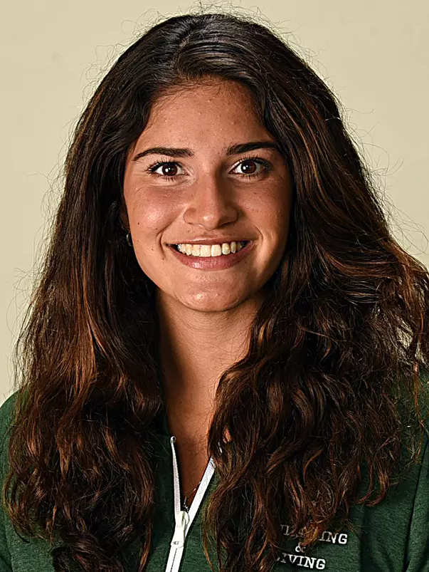 Andrea Basile headshot