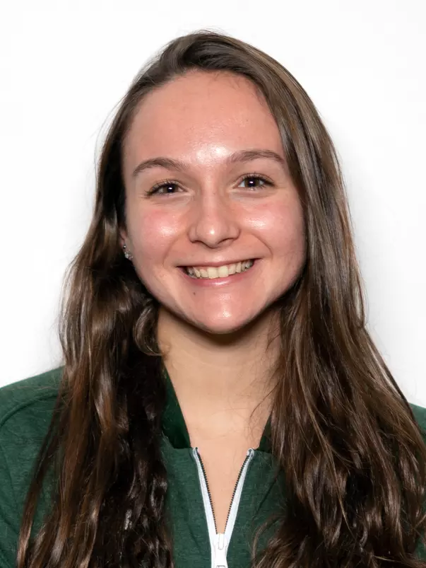 20-21 Head Shot Caroline Perry