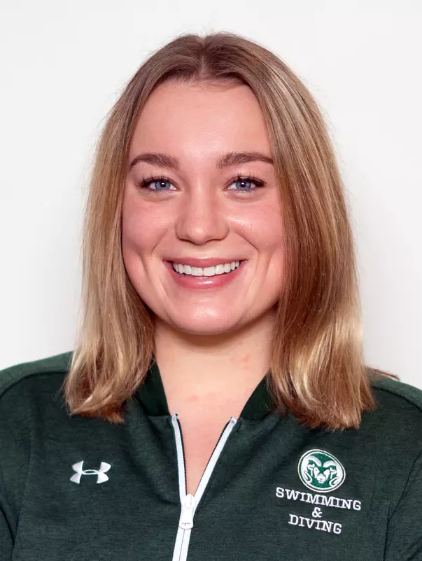 20-21 Head Shot Elsa Litteken