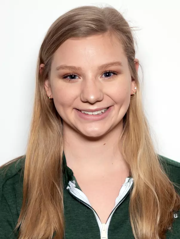 20-21 Head Shots Sarah Mundy