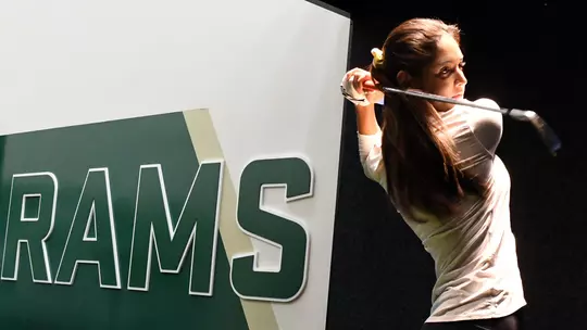 For Freshmen Conquering a New World, a Golf Tournament is Welcomed