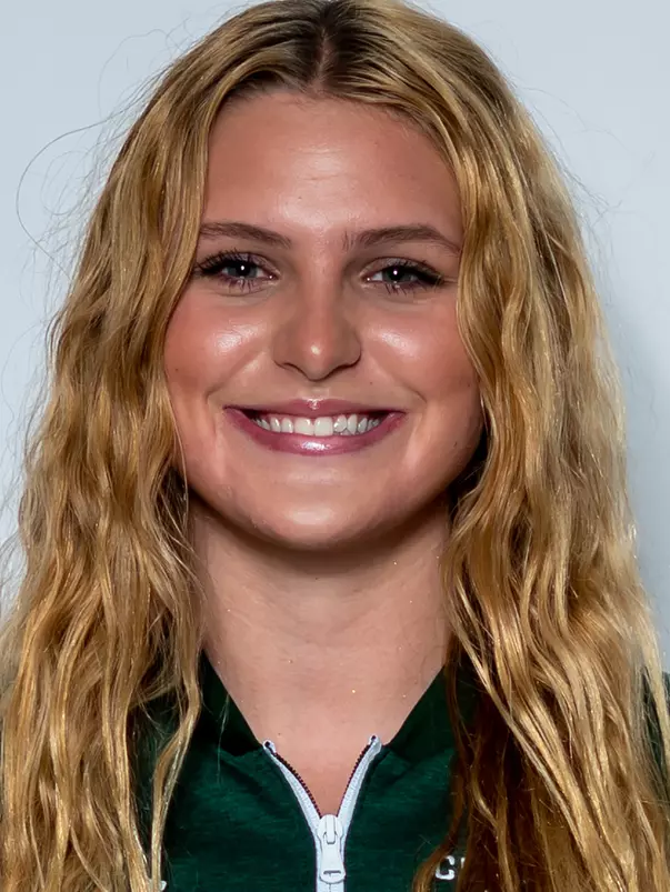 21-22 Women's Swim & Dive Emma Breslin head shot