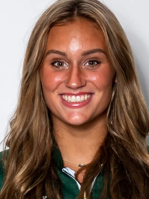 21-22 Women's Swim & Dive Emily Chorpening head shot