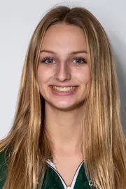 21-22 Women's Swim & Dive Lindsay Gizzi head shot