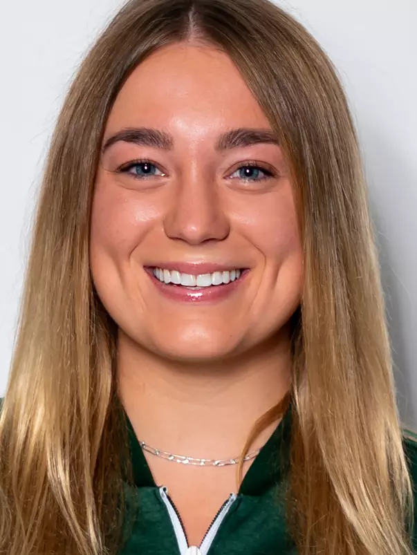 21-22 Women's Swim & Dive head shots Elsa Litteken