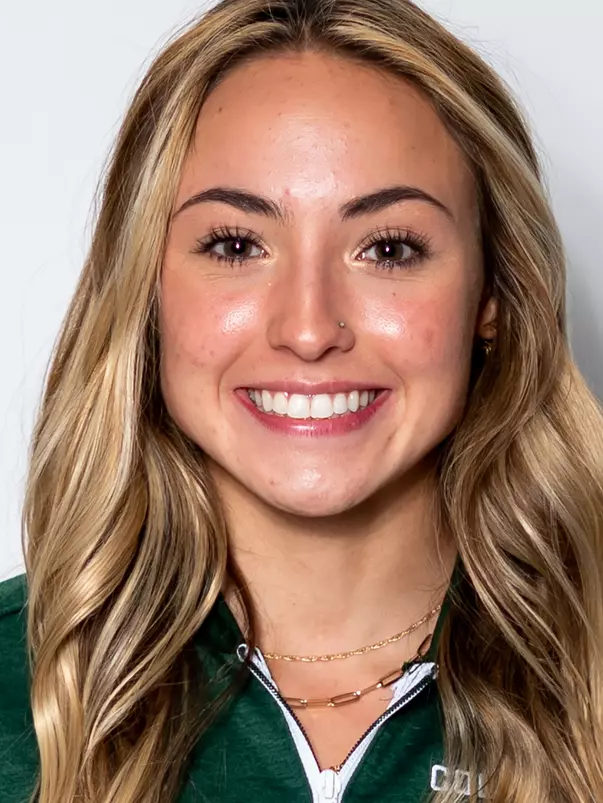 21-22 Women's Swim & Dive head shots Katie McClelland