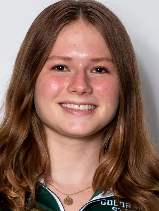 21-22 Women's Swim & Dive head shots Maya White