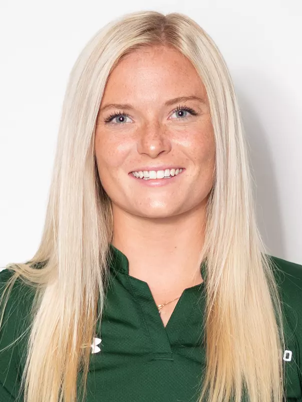 Thea Bjerkelo - 2021-22 Headshot