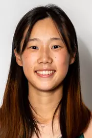 Tracy Guo 2021-22 head shot