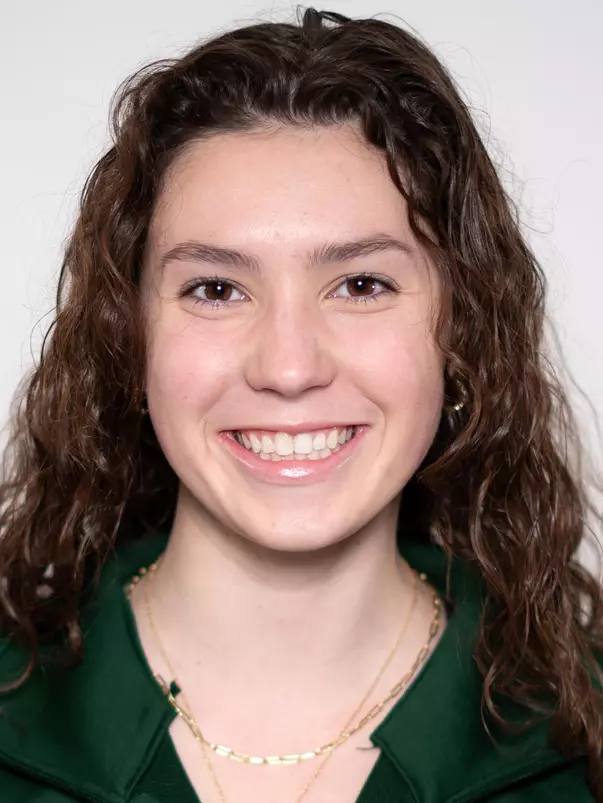 Lucy Mathewson swim and dive head shot 2022