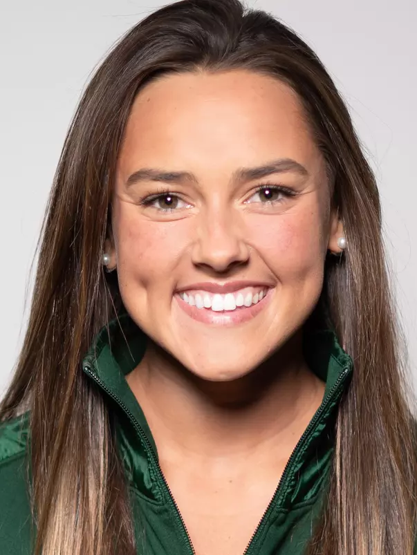 22-23 S&D Head Shots Hanna Sykes