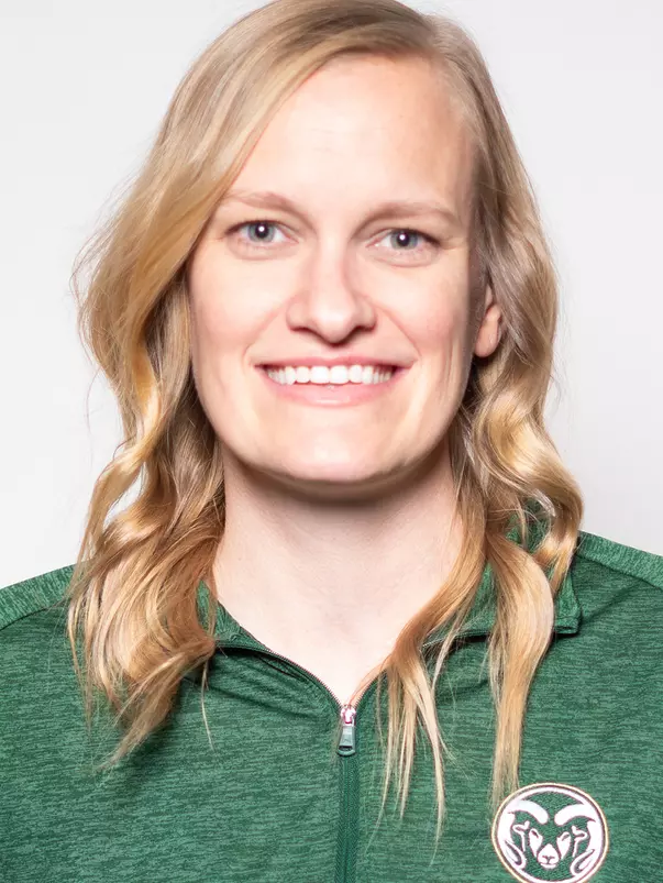 Amber Cunningham Headshot 22