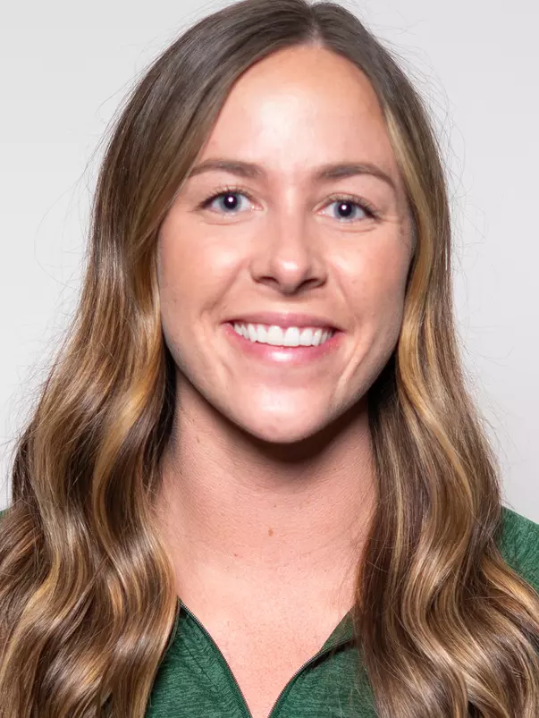 Rachel Erickson Headshot 22