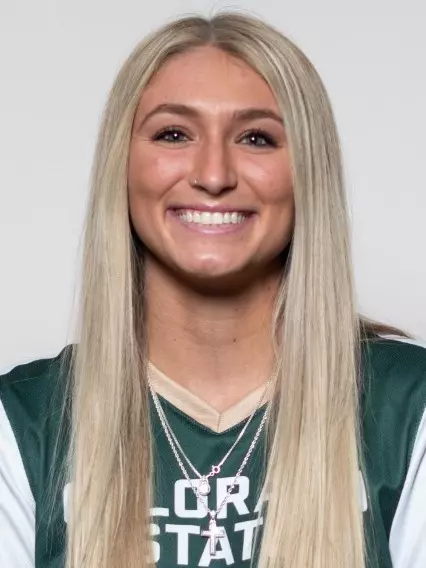 Hailey Smith Headshot