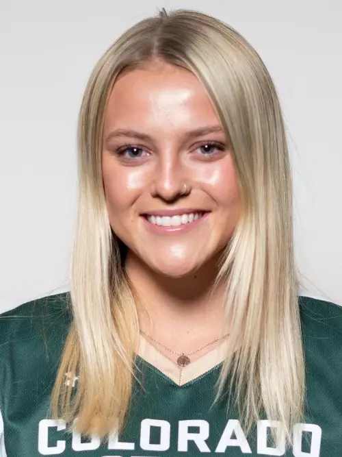 Molly Gates Headshot