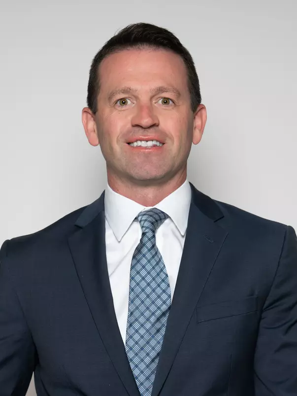 Brian Cooley Headshot 2023