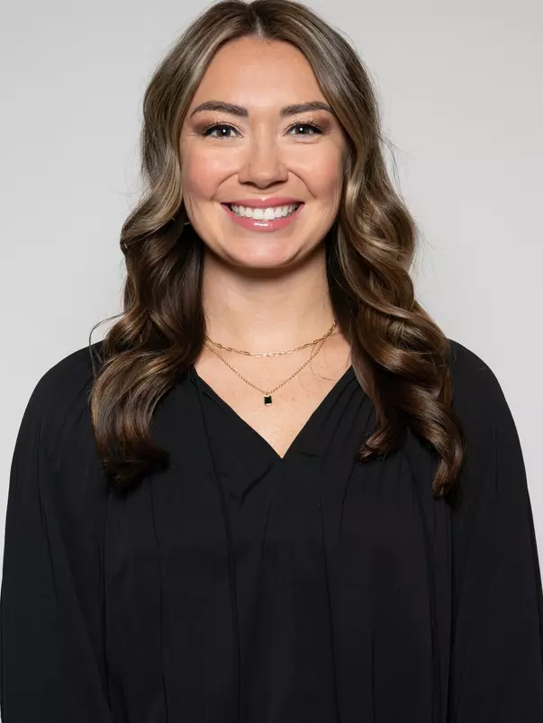 Taylor Sinclair Headshot 2023